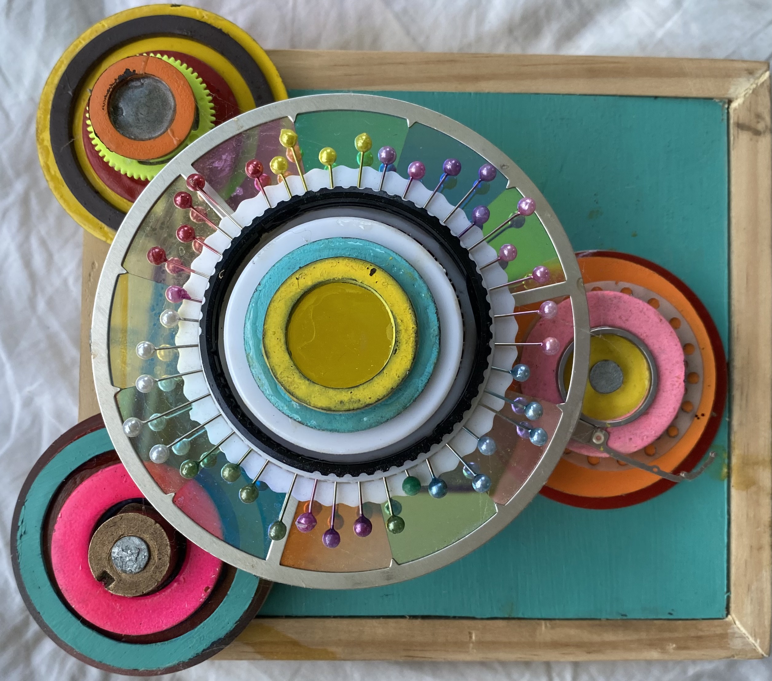 Portal Alsort 2 : 16cm x 17cm : mixed media on board : 2023 : SOLD